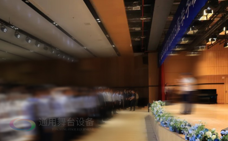 助力漢開書院文化活動高效呈現，彰顯企業教育場景服務實力！南京漢開書院舞臺阻燃幕布、大幕對開項目